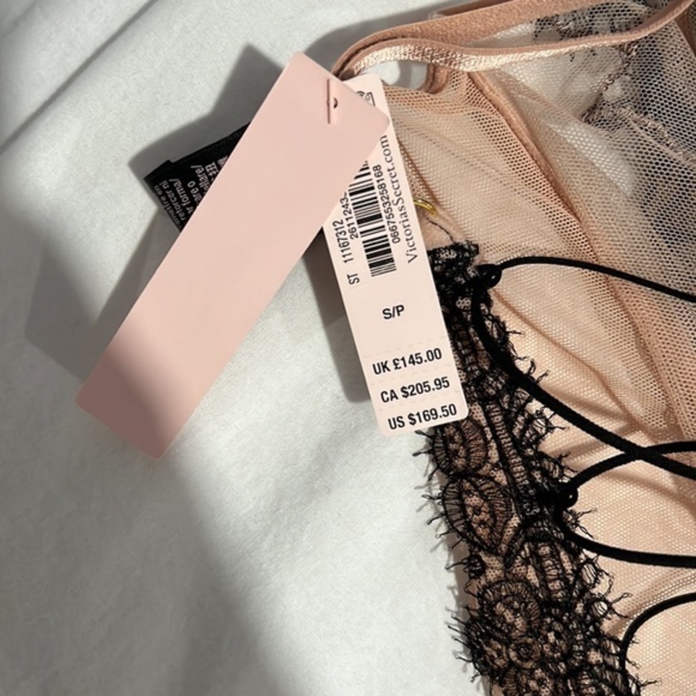 Victoria’s Secret sheer black and nude lacy bodysuit‎ NWT - Picture 3 of 9